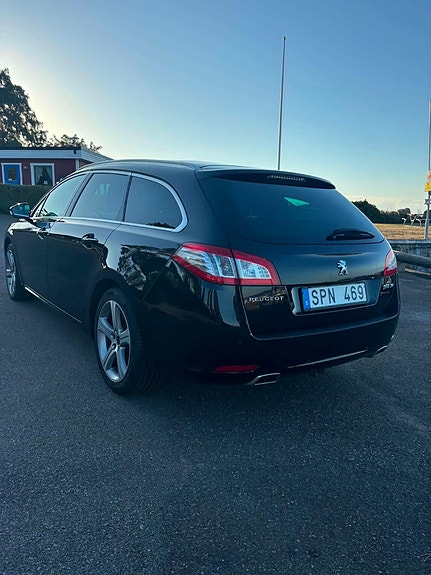 Peugeot 508 2 of 8