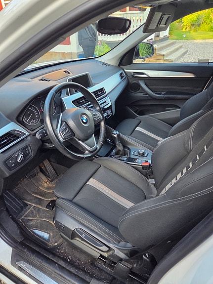BMW X1 7 of 8