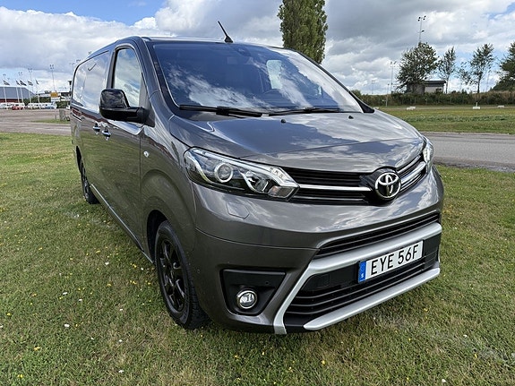 Toyota Proace 2 of 9