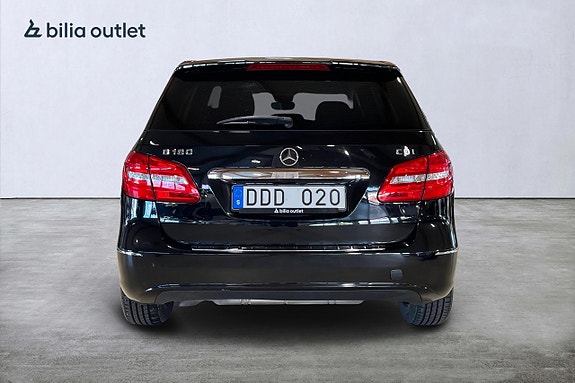 Mercedes-Benz B180 8 of 24