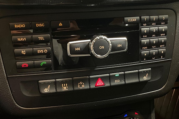 Mercedes-Benz B180 17 of 24