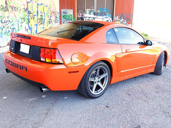 Ford Mustang 5 of 19