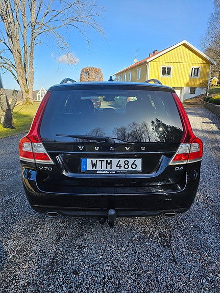 Volvo V70 7 of 14
