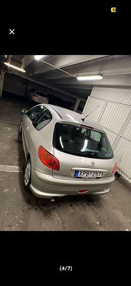 Peugeot 206 2 of 6