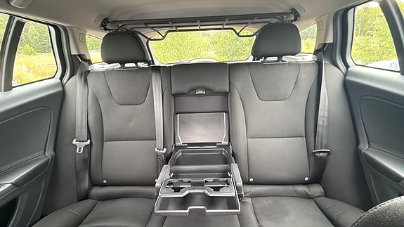 Volvo V60 11 of 18