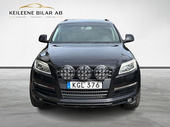 Audi Q7 3 of 27