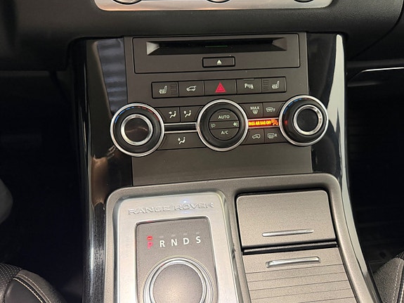 Land Rover Range Rover Sport 23 of 26