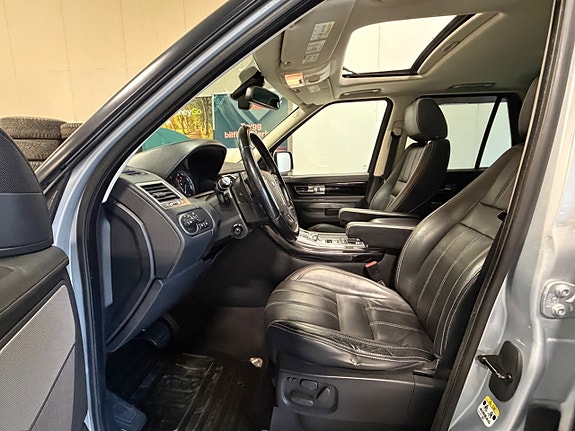Land Rover Range Rover Sport 19 of 26