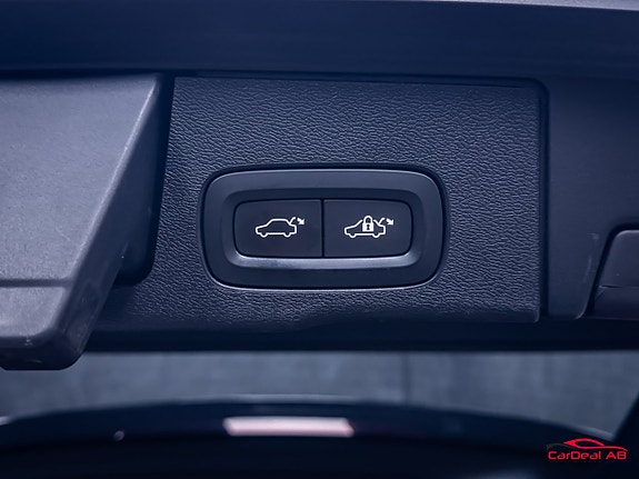 Volvo XC60 19 of 30