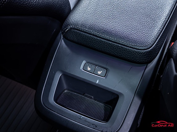 Volvo XC60 17 of 30