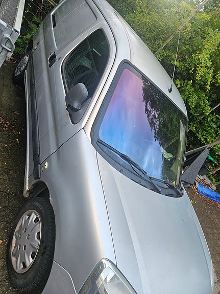 Peugeot Partner 3 of 4