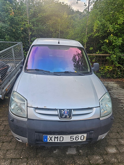 Peugeot Partner 2 of 4