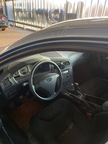 Volvo S60 3 of 5