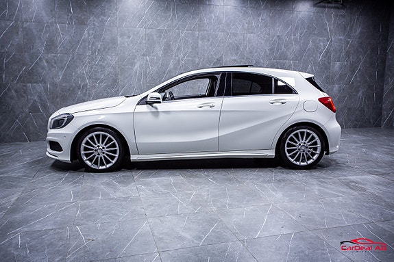 Mercedes-Benz A220 4 of 5