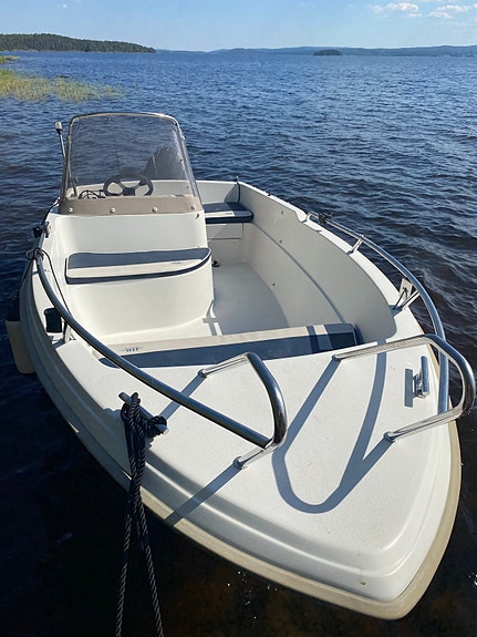 Hr 465 med evinrude e-tec 50 hk 2 of 3