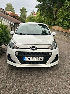 Hyundai i10 3 of 3