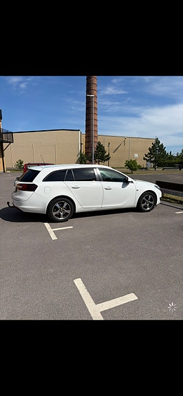 Opel Insignia 3 of 7