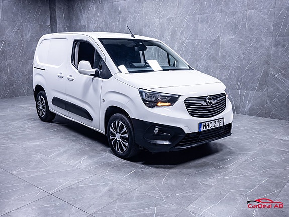 Opel Combo 9 of 28
