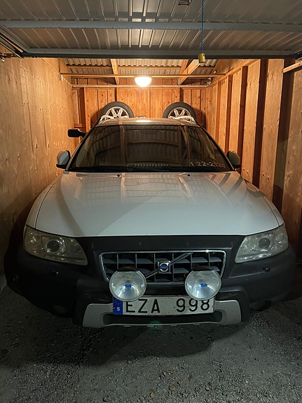 Volvo XC70 3 of 3