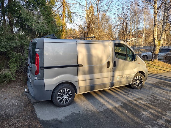 Opel Vivaro 4 of 4