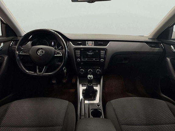 Skoda Octavia 9 of 24