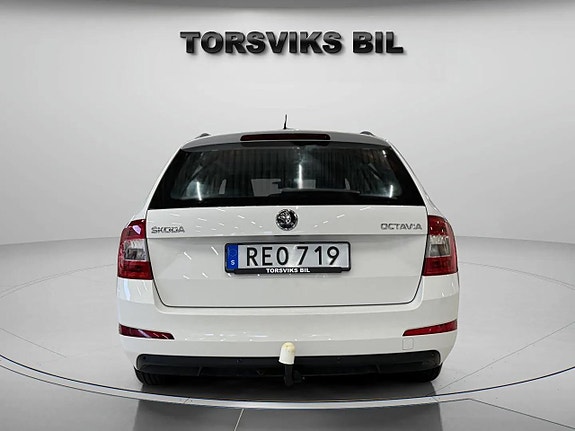Skoda Octavia 4 of 24