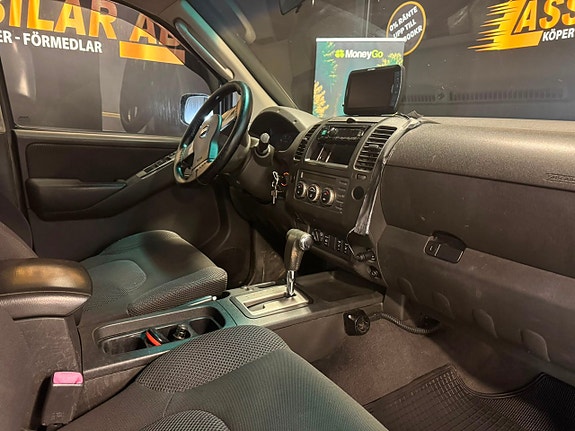 Nissan Navara 22 of 22