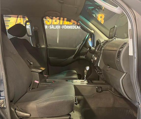 Nissan Navara 21 of 22