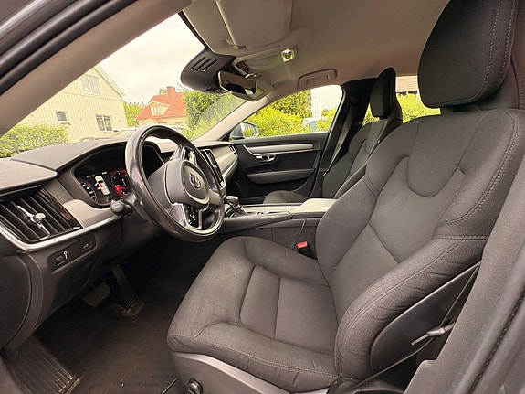 Volvo S90 8 of 8