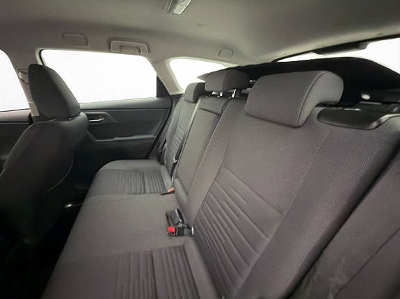 Toyota Auris 15 of 30