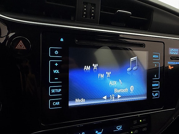 Toyota Auris 22 of 30