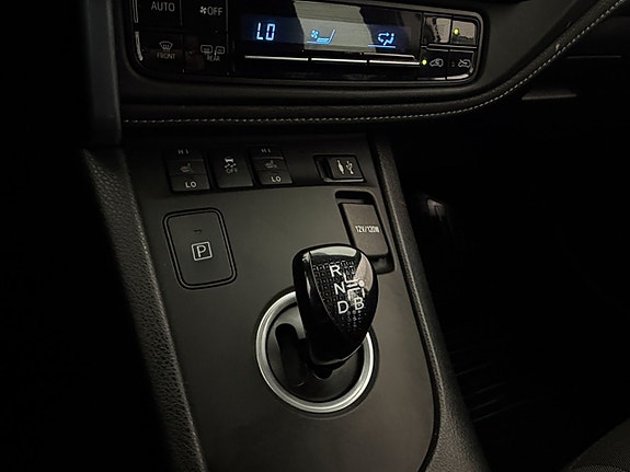 Toyota Auris 20 of 30