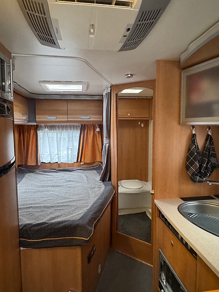 Dethleffs Advantage 6501-B 10 of 17