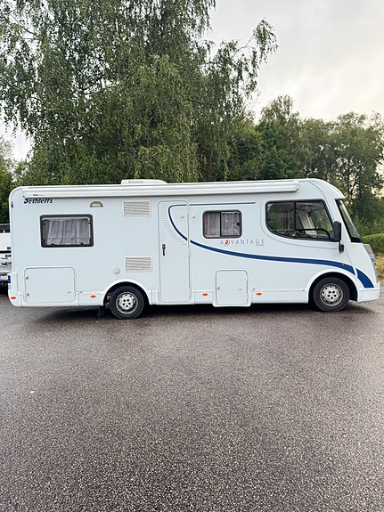 Dethleffs Advantage 6501-B 5 of 17