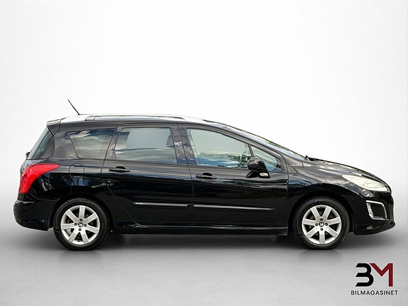 Peugeot 308 SW 7 of 21