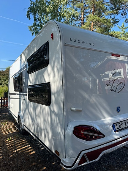 Knaus Südwind 500 QDK 2020 | AC | Solcell | Markis | Fuktgaranti 2030 4 of 5