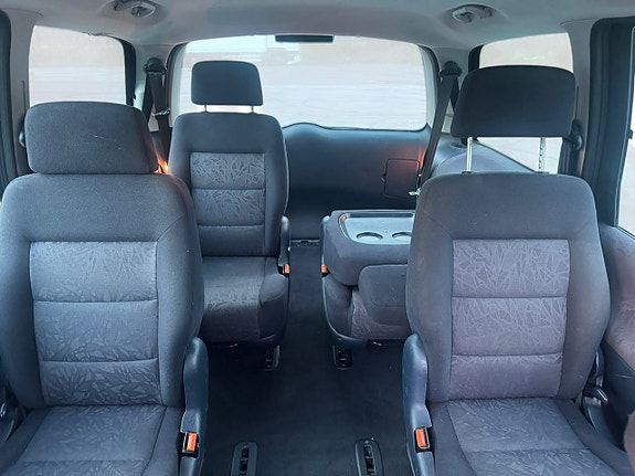 Ford Galaxy 13 of 15