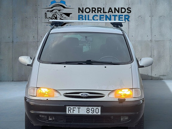 Ford Galaxy 8 of 15