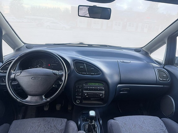 Ford Galaxy 15 of 15