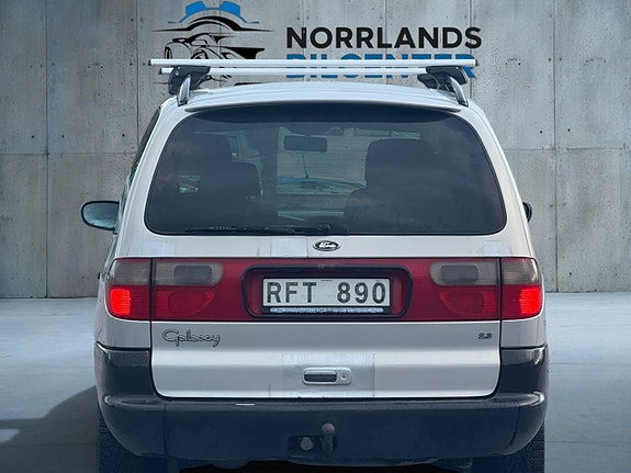 Ford Galaxy 6 of 15