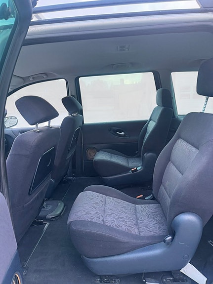 Ford Galaxy 14 of 15