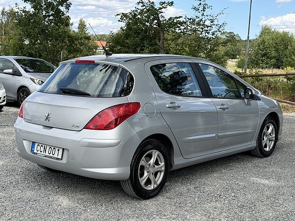 Peugeot 308 4 of 21