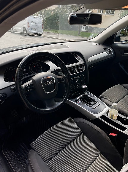 Audi A4 8 of 9