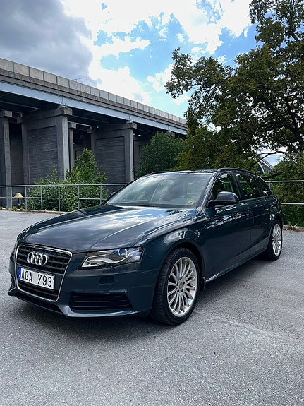 Audi A4 2 of 9