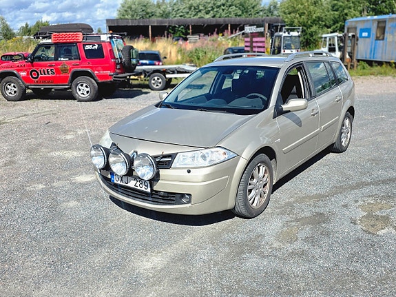 Renault Megane 3 of 9
