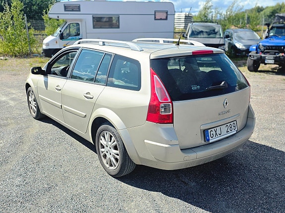 Renault Megane 7 of 9