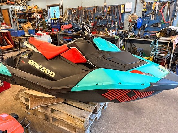 Seadoo spark trixx 4 of 6