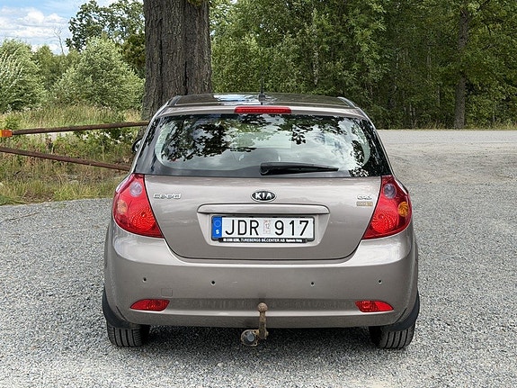 Kia Ceed 8 of 17