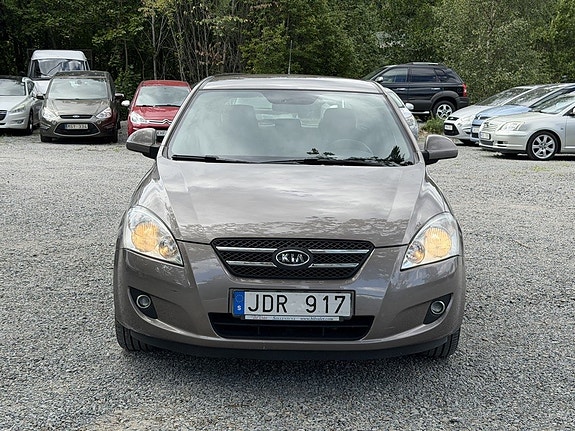 Kia Ceed 7 of 17