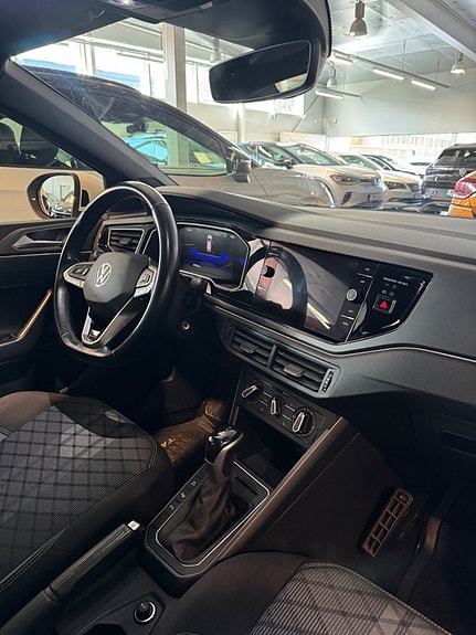 Volkswagen Taigo 7 of 9